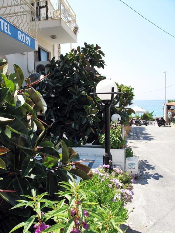 קוסדסי Rosy Hotel חדר תמונה